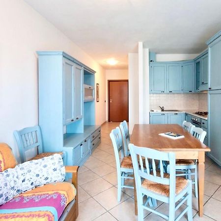 Isa-Apartments 4 Beds In Residence With Swimming-Pool In San Vincenzo, Just 600 Meters From The Sea Buitenkant foto