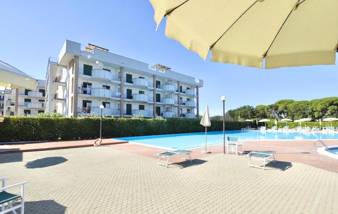 Isa-Apartments 4 Beds In Residence With Swimming-Pool In San Vincenzo, Just 600 Meters From The Sea Buitenkant foto
