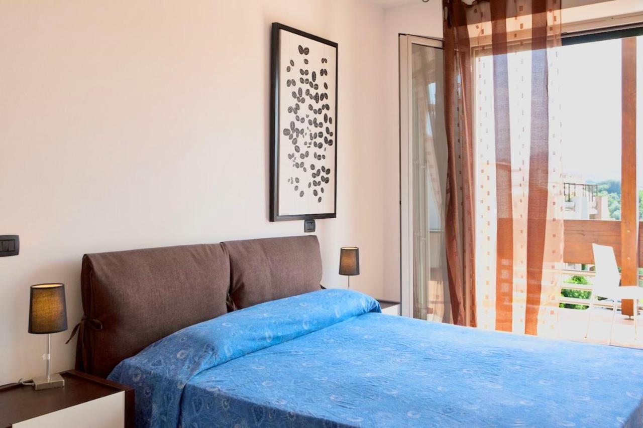 Isa-Apartments 4 Beds In Residence With Swimming-Pool In San Vincenzo, Just 600 Meters From The Sea Buitenkant foto